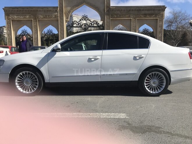 Volkswagen Passat 2005, 275,000 km - 2.0 l - Bakı