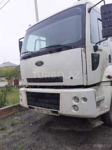 Ford Cargo 2007, 250,000 km - 0.4 l - Qobustan