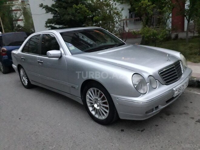 Mercedes E 220 2002, 389,600 km - 2.2 l - Bakı