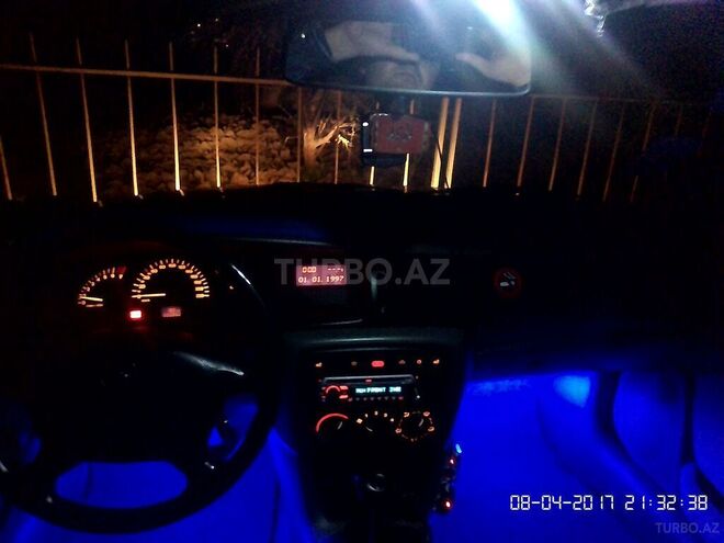 Opel Vectra 1996, 2,940,001 km - 1.8 л - Sumqayıt