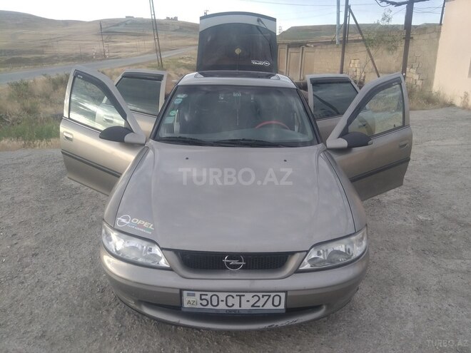Opel Vectra 1996, 2,940,001 km - 1.8 л - Sumqayıt