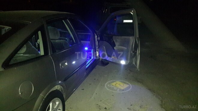 Opel Vectra 1996, 2,940,001 km - 1.8 л - Sumqayıt