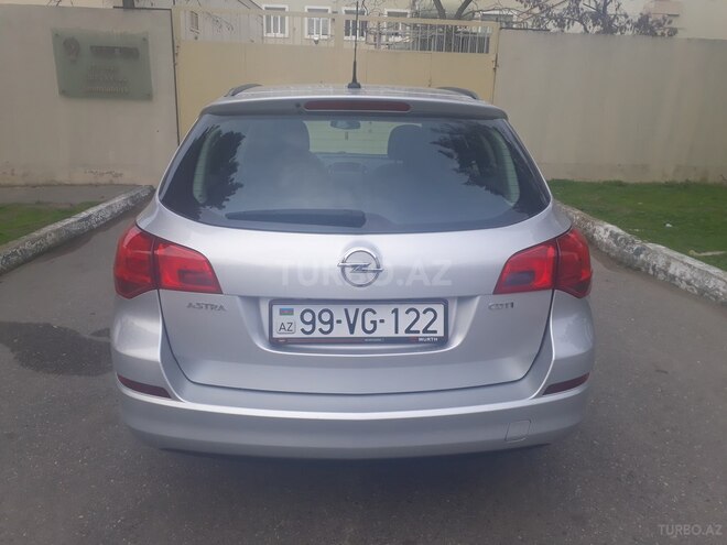 Opel Astra 2011, 142,000 km - 1.7 l - Bakı