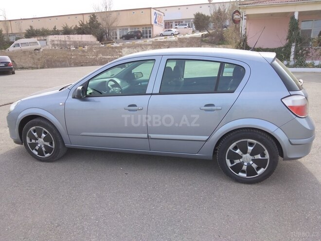 Opel Astra 2005, 205,000 km - 1.4 l - Bakı