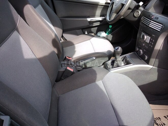 Opel Astra 2005, 205,000 km - 1.4 l - Bakı