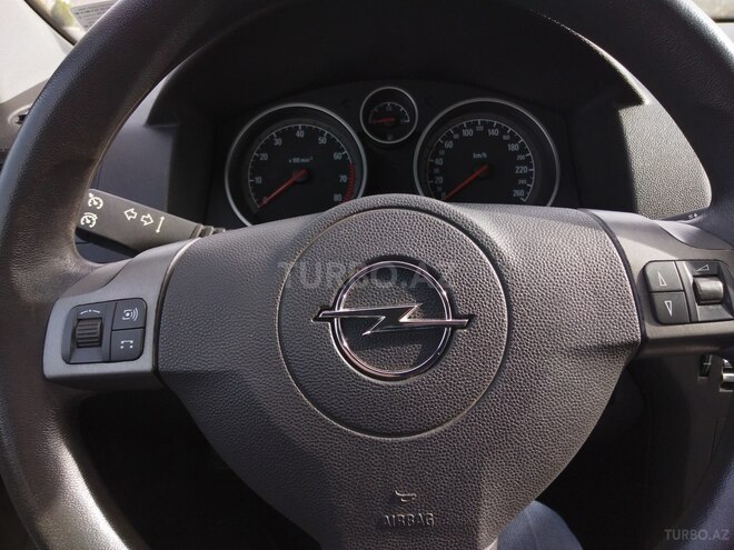 Opel Astra 2005, 205,000 km - 1.4 l - Bakı