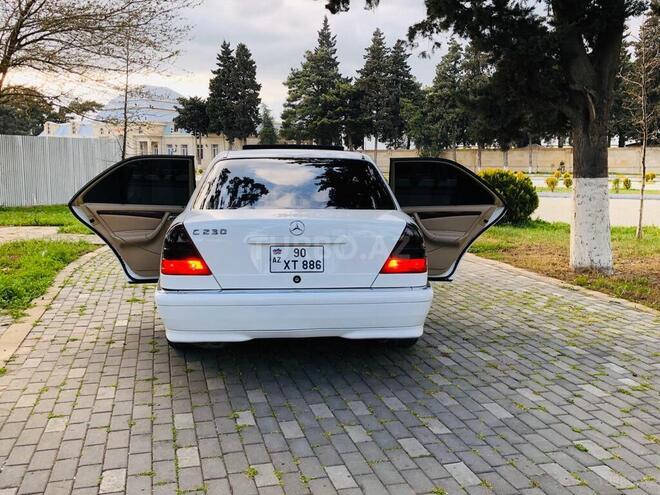 Mercedes C 230 1998, 193,880 km - 2.3 л - İmişli