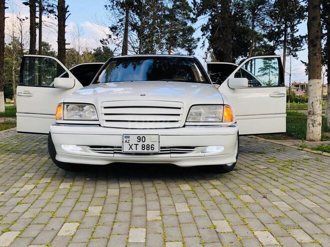 Mercedes C 230 1998, 193,880 km - 2.3 л - İmişli