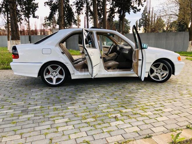 Mercedes C 230 1998, 193,880 km - 2.3 л - İmişli