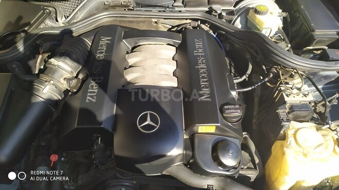 Mercedes E 240 2000, 294,925 km - 2.4 l - Bakı