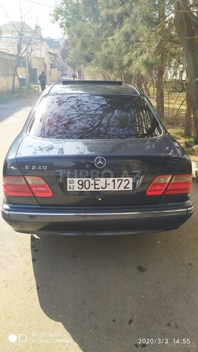 Mercedes E 240 2000, 294,925 km - 2.4 l - Bakı