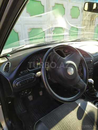 Chevrolet Niva 2010, 60,000 km - 1.7 l - Quba