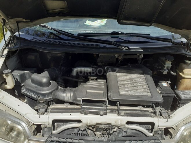 Hyundai H-1 2005, 4,660,200 km - 2.5 л - Bakı
