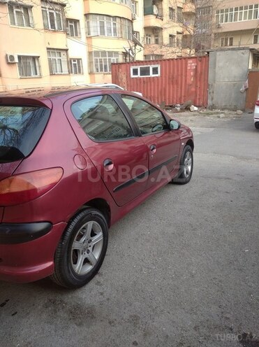 Peugeot 206 2005, 235,000 km - 1.6 l - Bakı