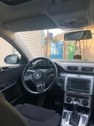 Volkswagen Passat 2009, 119,000 km - 1.8 л - Bakı