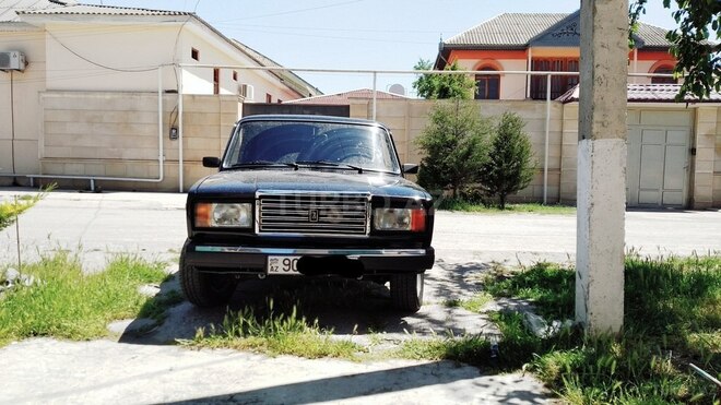 LADA (VAZ) 2107 2011, 82,000 km - 1.6 л - Salyan