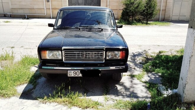 LADA (VAZ) 2107 2011, 82,000 km - 1.6 л - Salyan