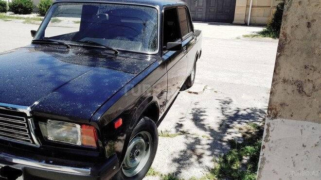 LADA (VAZ) 2107 2011, 82,000 km - 1.6 л - Salyan