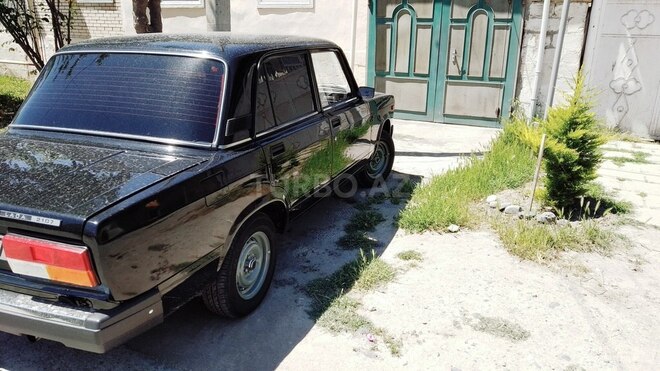 LADA (VAZ) 2107 2011, 82,000 km - 1.6 л - Salyan