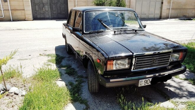 LADA (VAZ) 2107 2011, 82,000 km - 1.6 л - Salyan