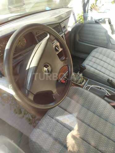Mercedes 190 1992, 264,000 km - 2.0 л - Bakı