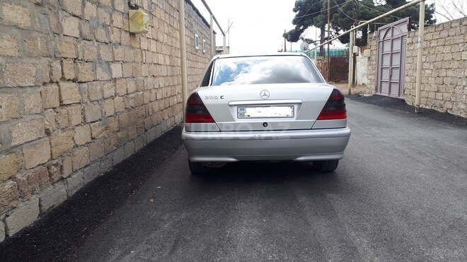 Mercedes C 200 1999, 279,000 km - 2.0 l - Bakı