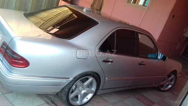 Mercedes E 240 1998, 2,993,252 km - 0.2 л - Bakı