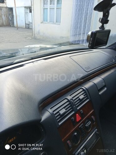 Mercedes E 230 1996, 3,000 km - 2.3 l - Şəmkir