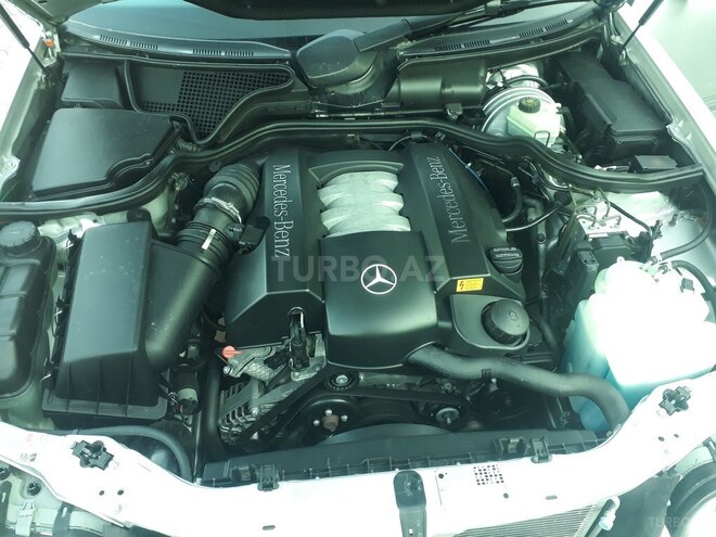Mercedes E 240 2000, 154,000 km - 2.4 l - Bakı