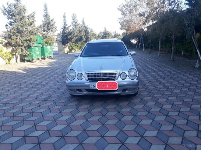Mercedes E 240 2000, 154,000 km - 2.4 l - Bakı