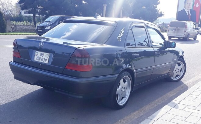 Mercedes C 200 1999, 200,000 km - 0.2 l - Tovuz