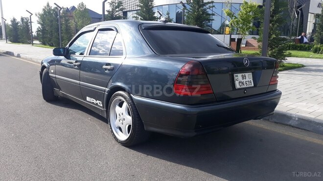 Mercedes C 200 1999, 200,000 km - 0.2 l - Tovuz