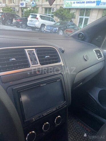 Volkswagen Polo 2015, 152,000 km - 1.6 l - Bakı