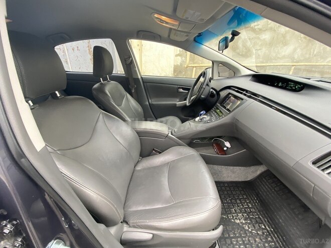 Toyota Prius 2012, 272,000 km - 1.8 l - Bakı