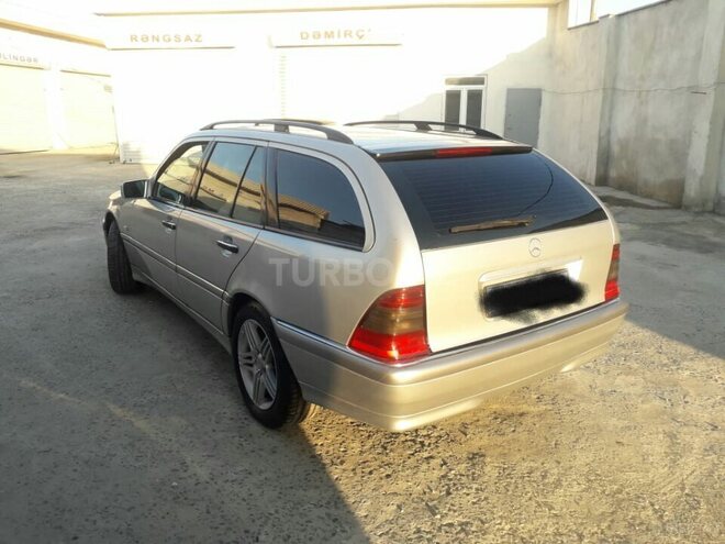 Mercedes C 220 1999, 275,000 km - 2.2 l - Bakı