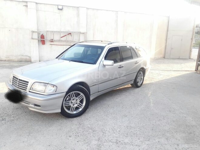 Mercedes C 220 1999, 275,000 km - 2.2 l - Bakı