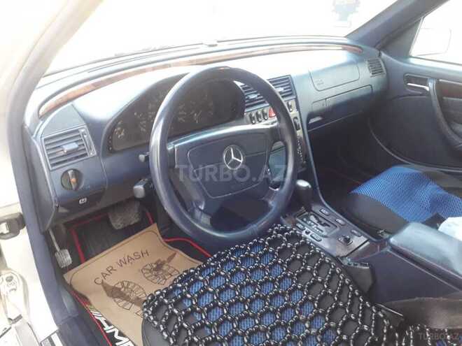 Mercedes C 220 1999, 275,000 km - 2.2 l - Bakı