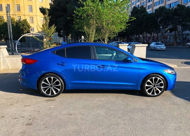 Hyundai Elantra 2017, 42,000 km - 2.0 l - Bakı