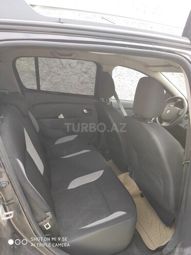 Renault Sandero 2015, 110,000 km - 1.6 l - Bakı