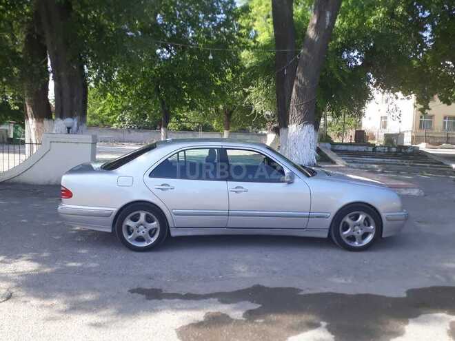 Mercedes E 320 2000, 388,000 km - 3.2 л - Bərdə
