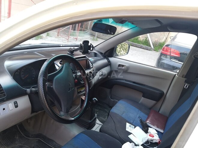 Mitsubishi L200 2007, 135,000 km - 2.5 l - Bakı