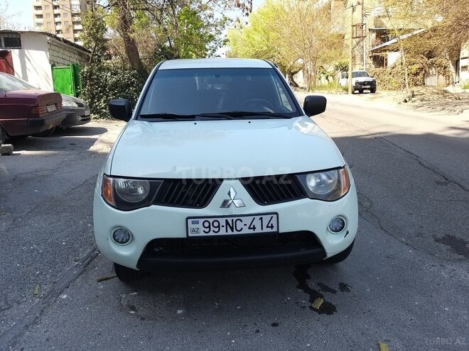 Mitsubishi L200 2007, 135,000 km - 2.5 l - Bakı