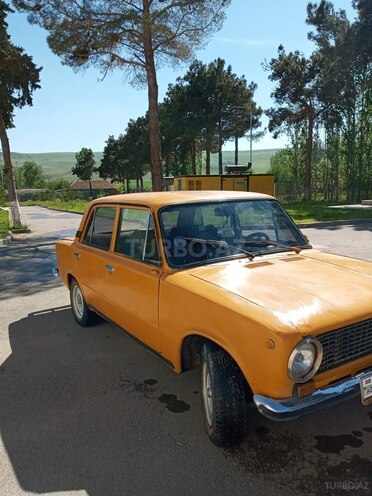 LADA (VAZ) 21011 1983, 605,900 km - 1.6 l - Qobustan