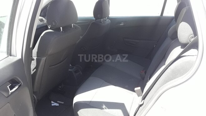 Opel Astra 2008, 178,000 km - 1.3 l - Bakı