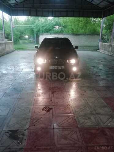 BMW 523 1999, 300,000 km - 2.3 l - Bakı