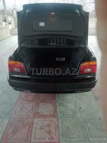 BMW 523 1999, 300,000 km - 2.3 l - Bakı