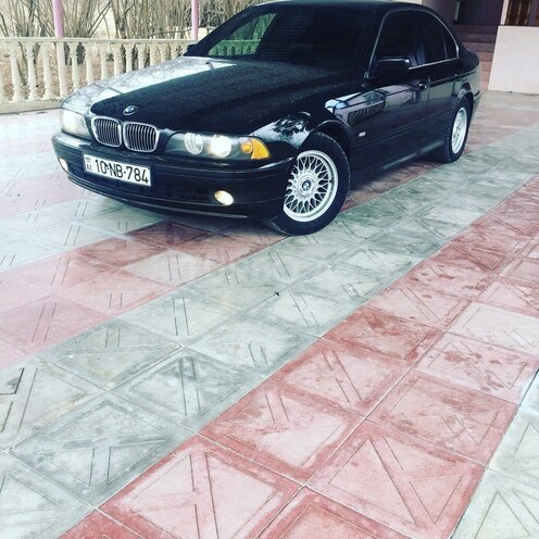BMW 523 1999, 300,000 km - 2.3 l - Bakı