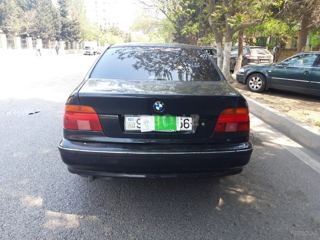BMW 523 1996, 263,000 km - 2.5 l - Bakı