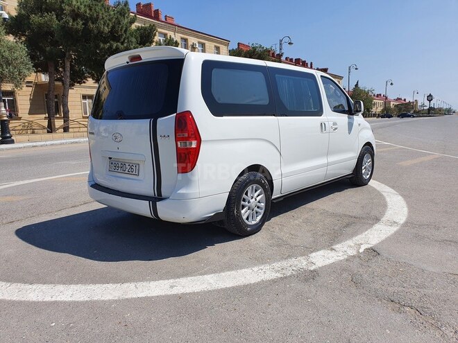 Hyundai H-1 2011, 217,775 km - 2.5 l - Bakı