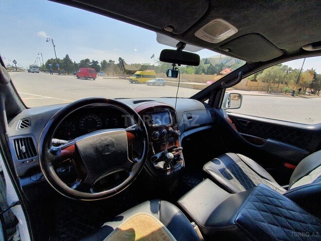 Hyundai H-1 2011, 217,775 km - 2.5 l - Bakı